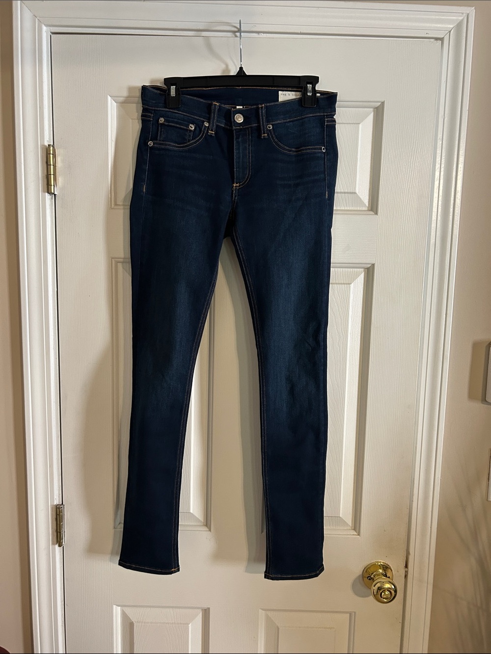 rag & bone Dark Indigo Skinny Jeans NWOT. Size 28